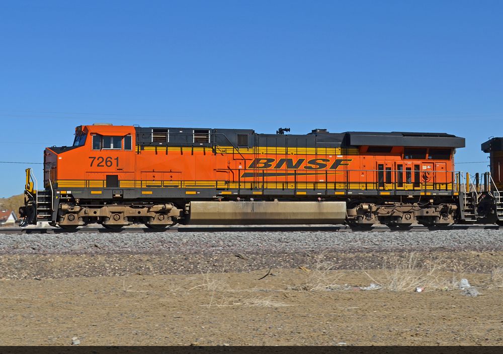 BNSF 7261